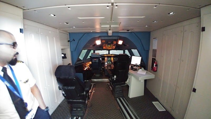 أكاديمية الطيران الخليجية 4