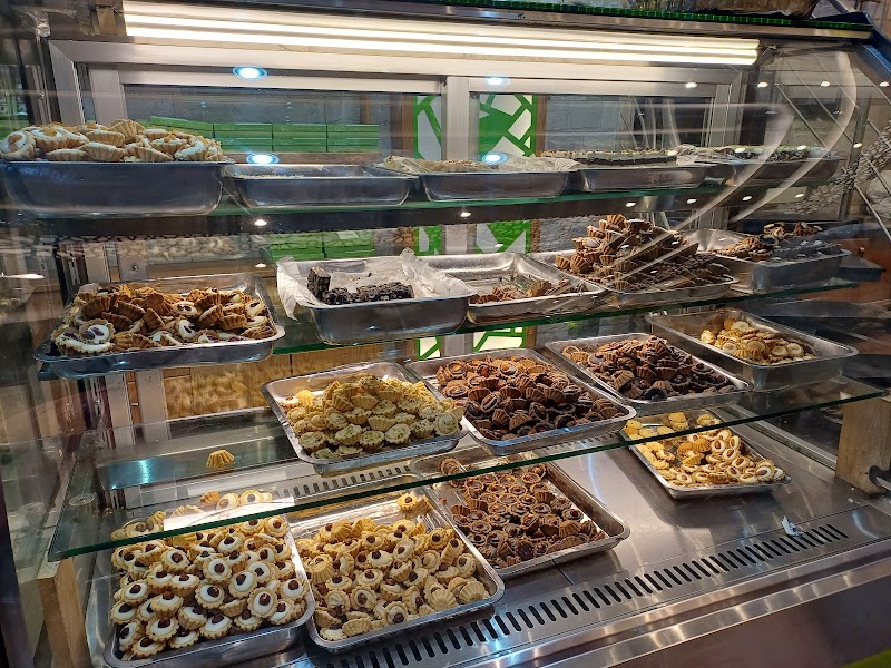 حلويات ومعجنات الدالي