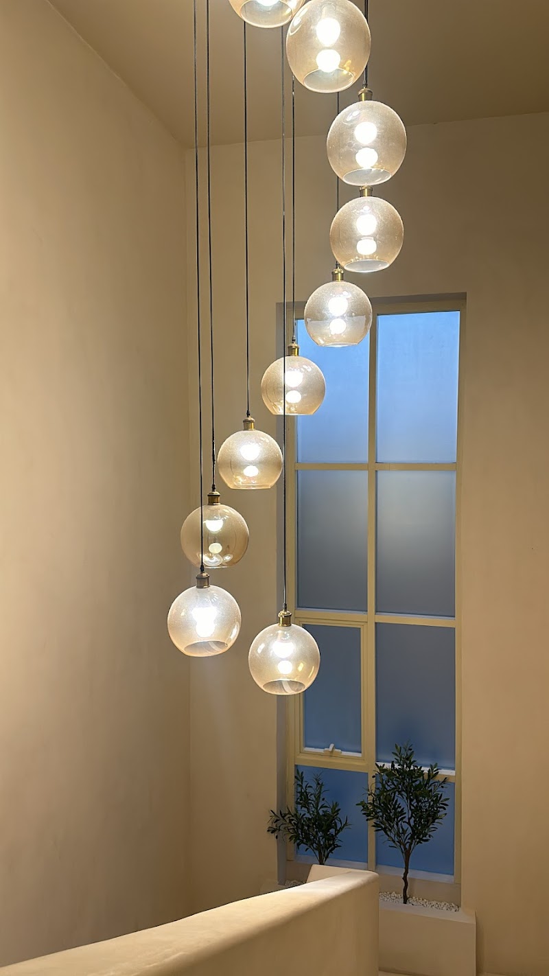 مركز وينيا للجمال (فرع السمنان)