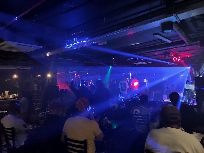 نادي VIBE الليلي 2