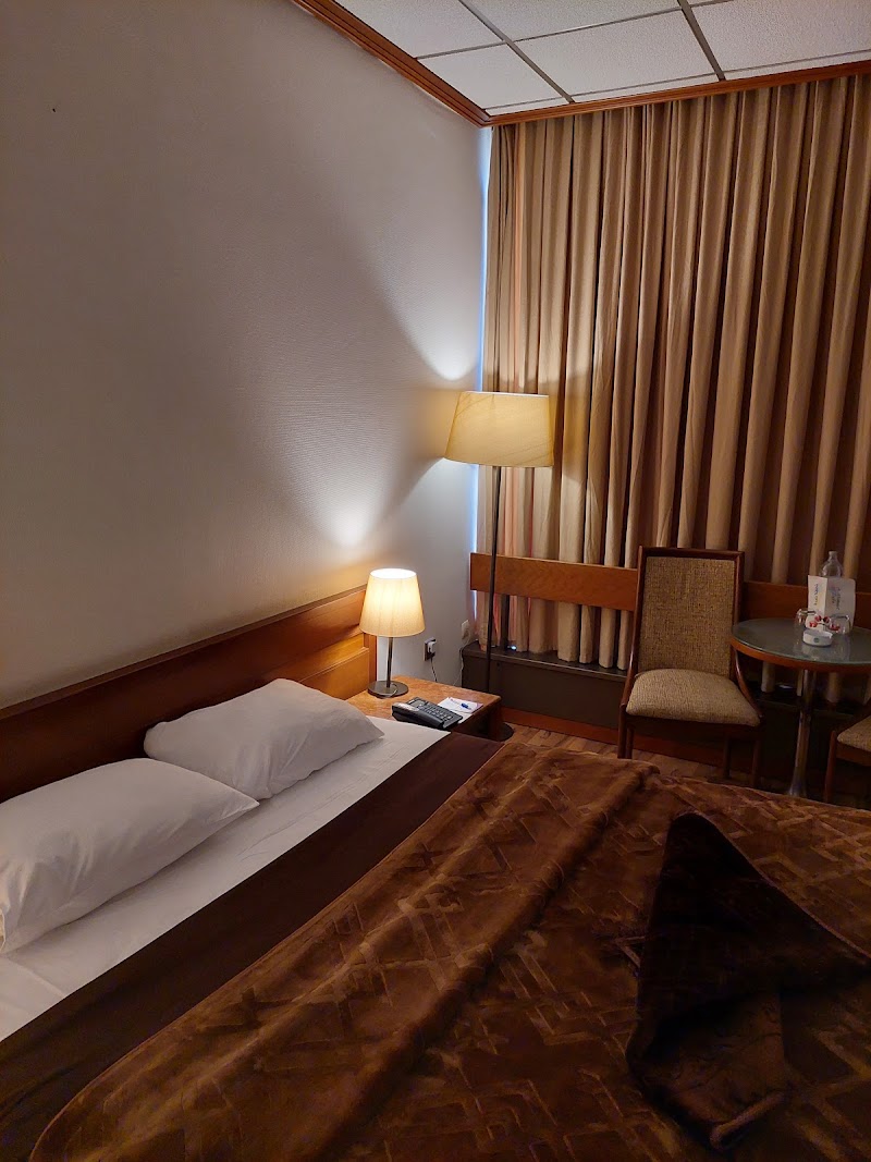 فندق تيبستي 2