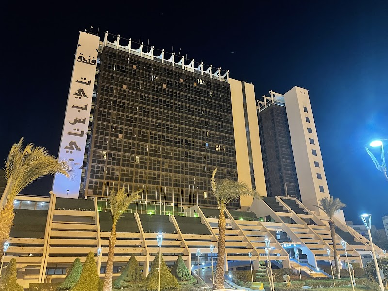 فندق تيبستي 4