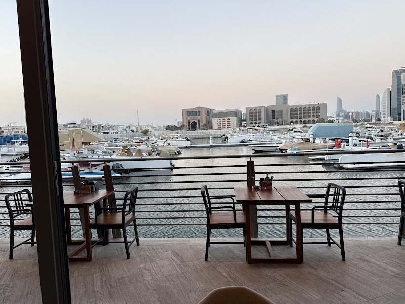 3Fils - أبو ظبي