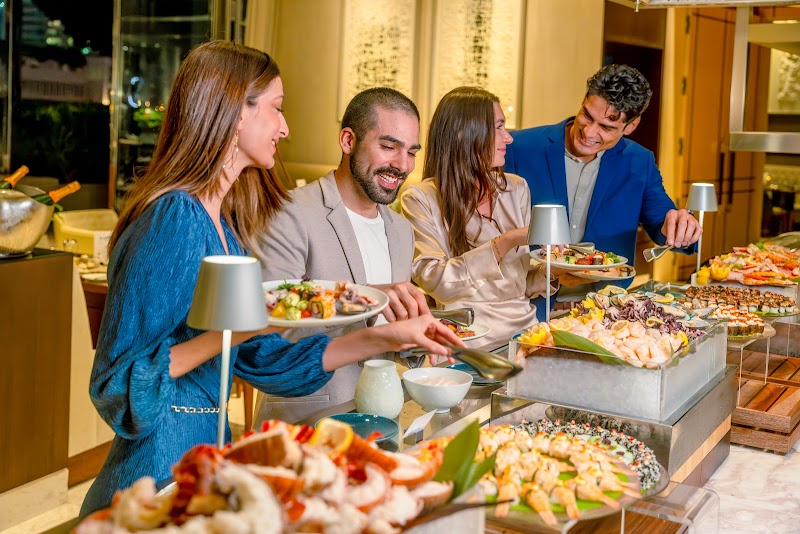 مطعم العنوان سكاي فيوز 2