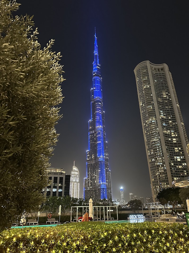 مطعم العنوان سكاي فيوز 4