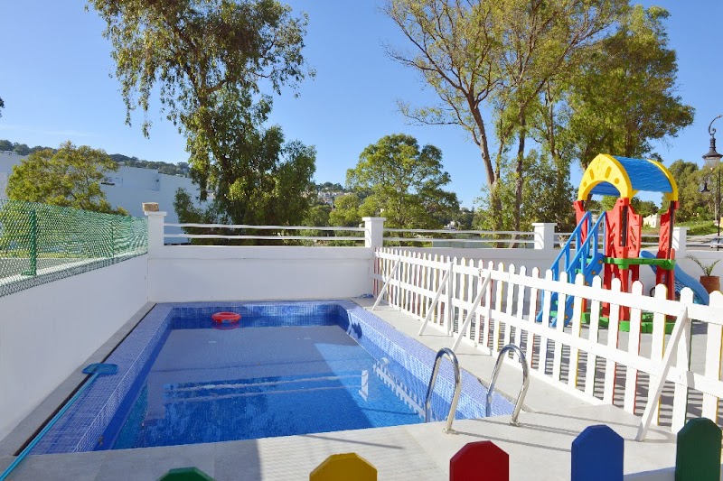 مدرسة إيفرست 3