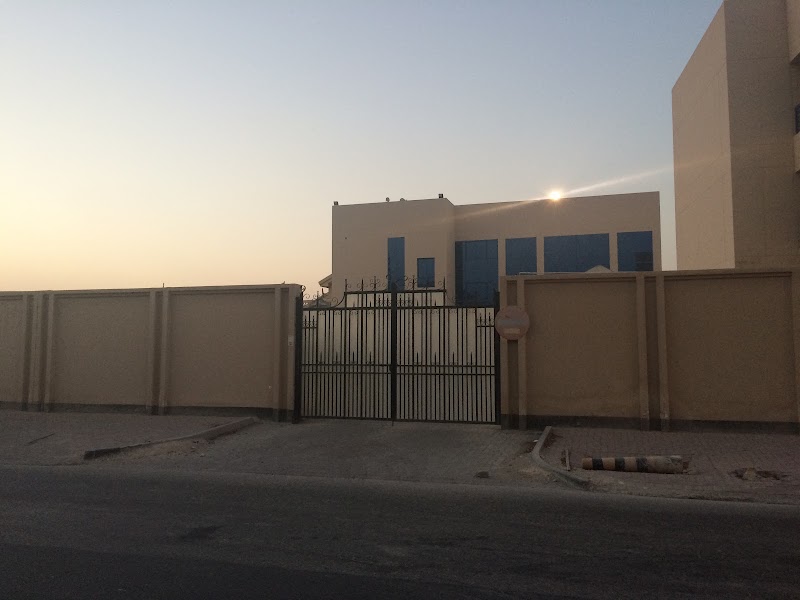 كلية البحرين الجامعية 4