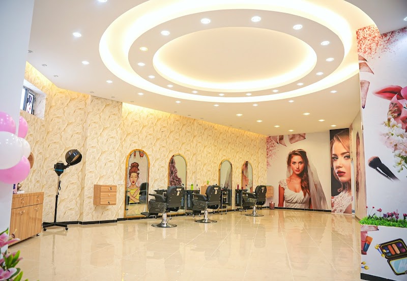 صالون باريس بيوتي سنتر 2