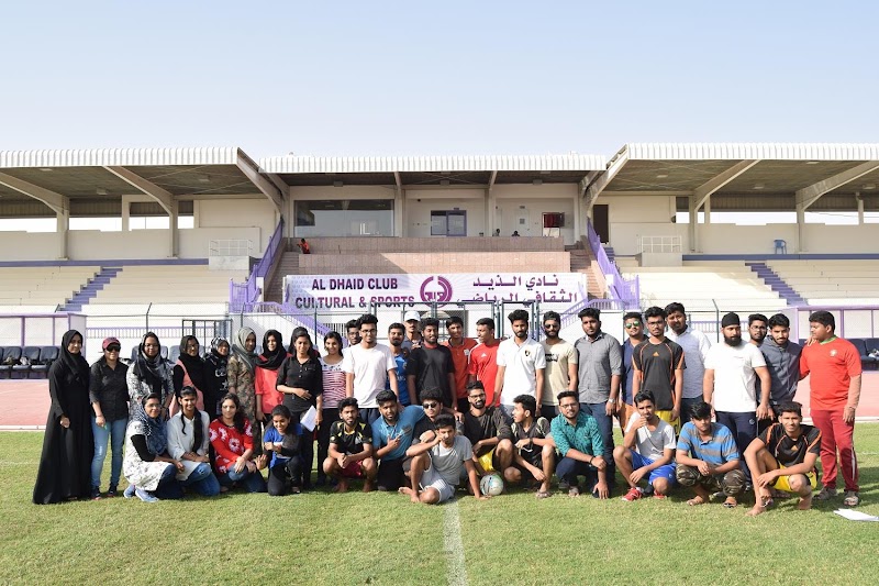 كلية تريومف 4