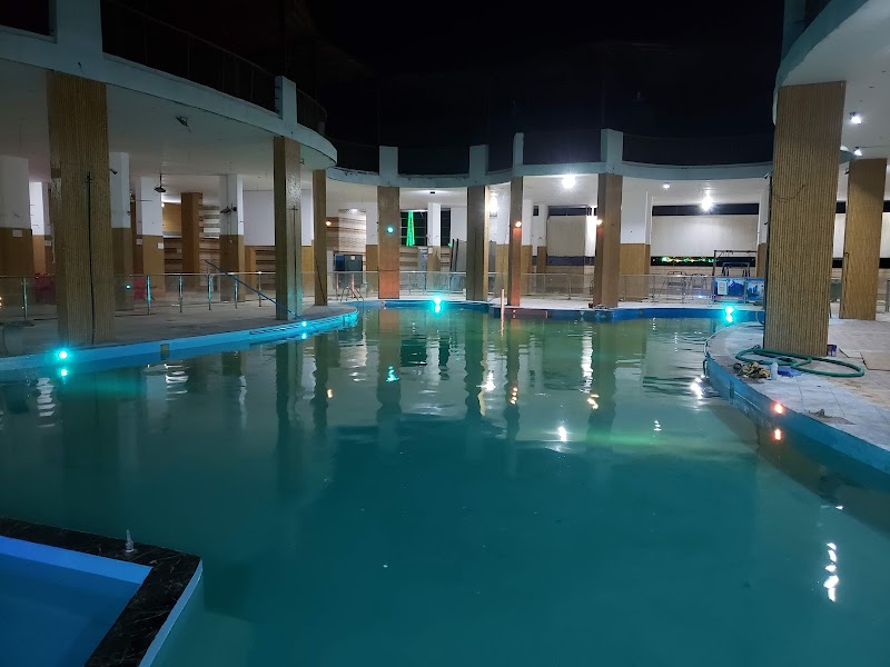 مسبح و مجمع قاعات الملكة تالين 2