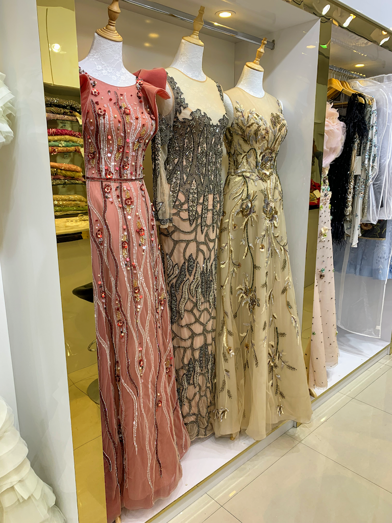 المنارة العليا لتصميم الأزياء ش.م.م 3