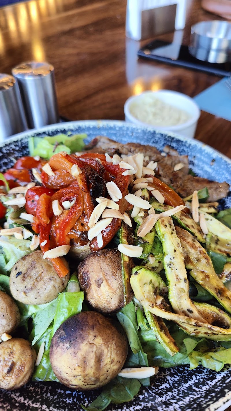 كاسبر وغامبيني دمشق 3