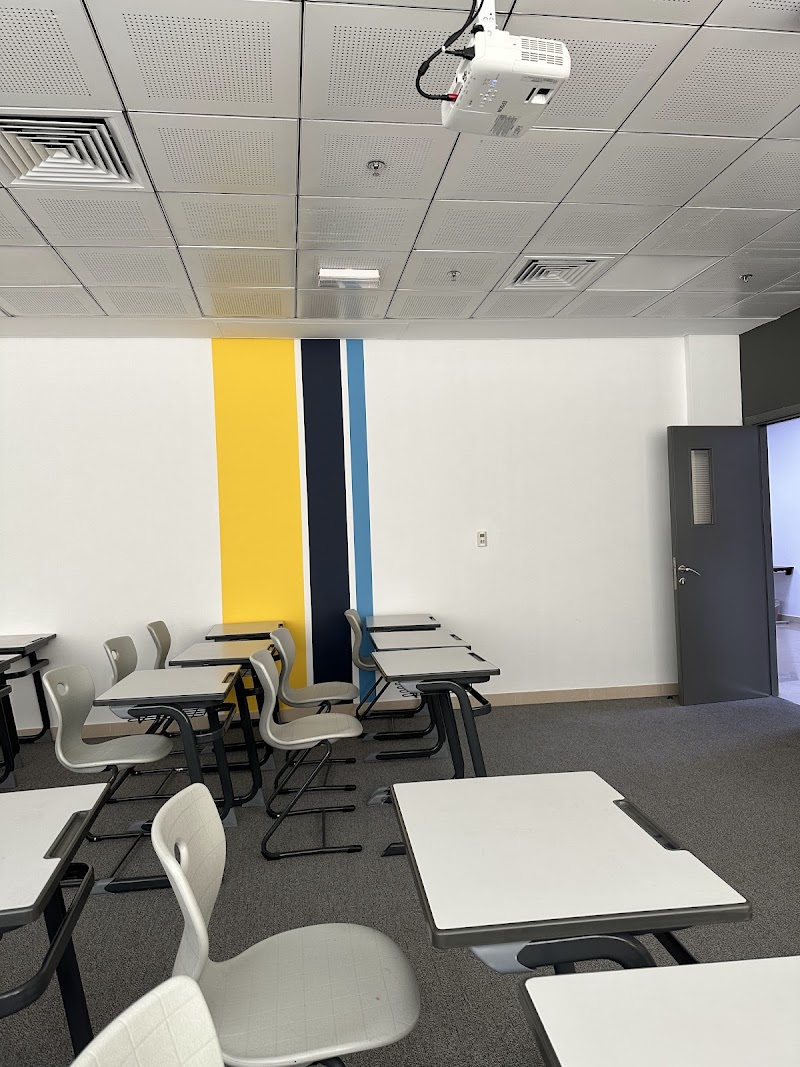 جامعة ليوا - أبوظبي 4