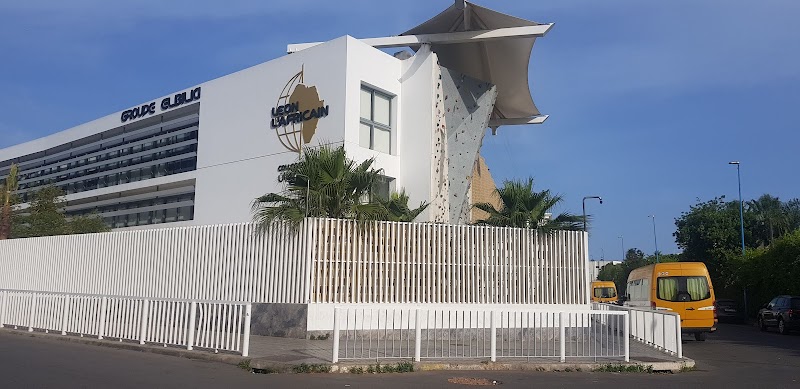 مدرسة ليون الأفريقي الثانوية 4