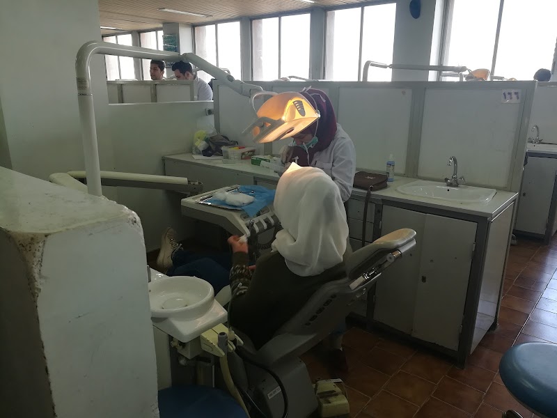 كلية طب الأسنان 4
