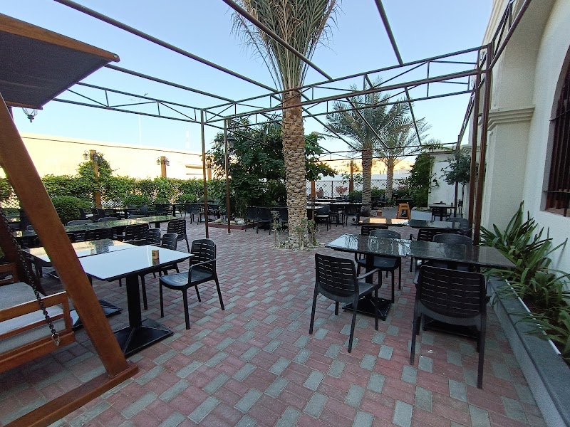 مطعم وكافيه بيت الياسمين 2