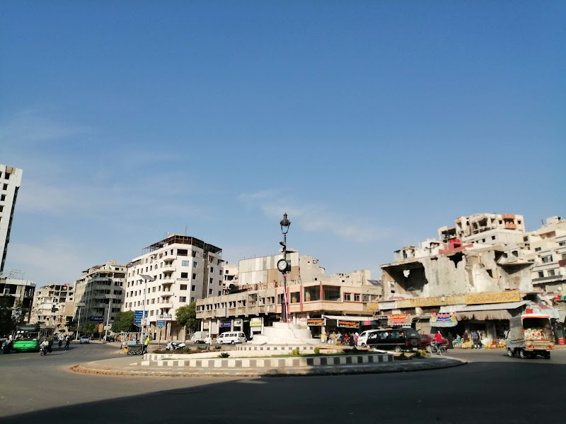 ساحة الساعة القديمة 4