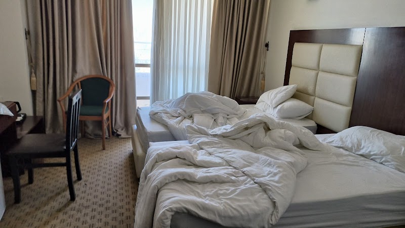 بيت الهلال الأحمر - فندق رام الله البيرة 9