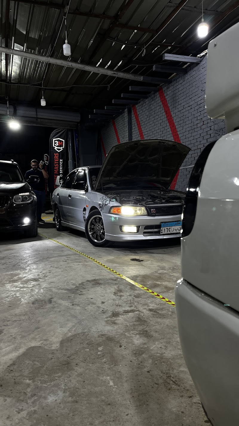 خدمة سيارات ثلاثي المعالم