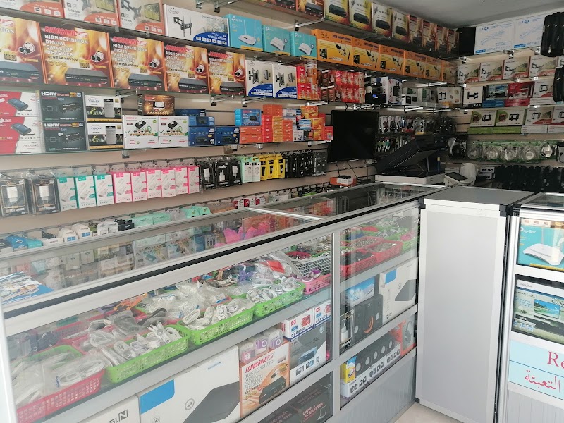 الكترو المسيلة: بيع ملحقات إلكترونية واستقبال 3