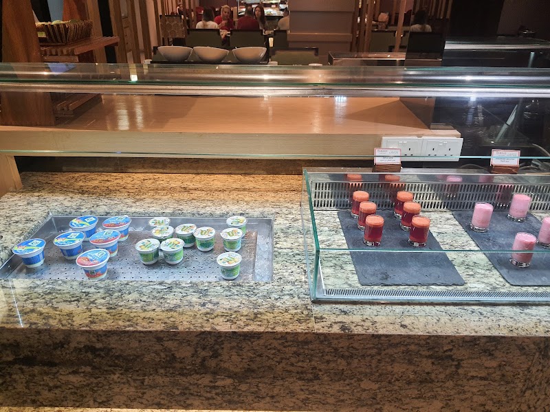 سيتروس - تقديم الطعام على مدار اليوم