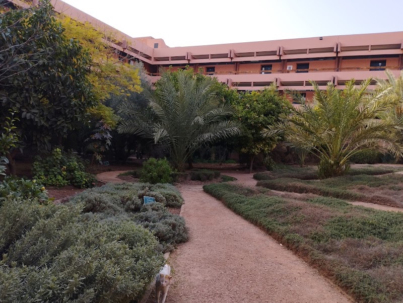 المكتبة المركزية، كلية العلوم سملايا