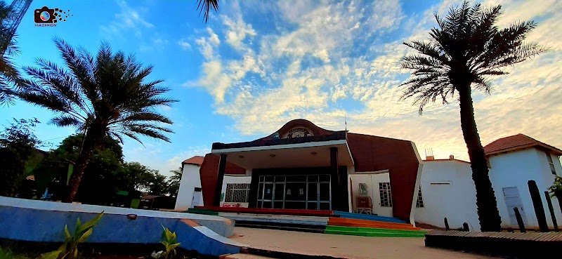 جامعة العلوم والتقانة 3