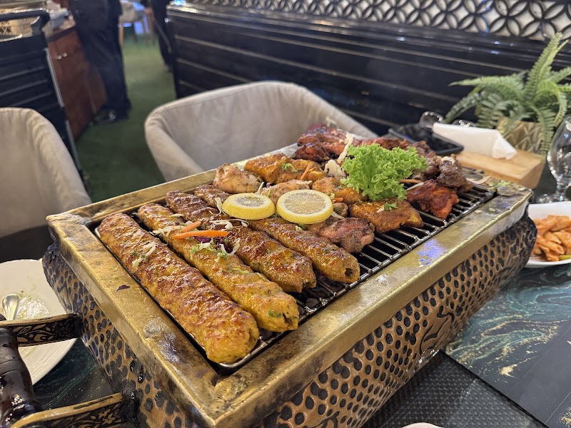 مطعم النواب ذ م م 4