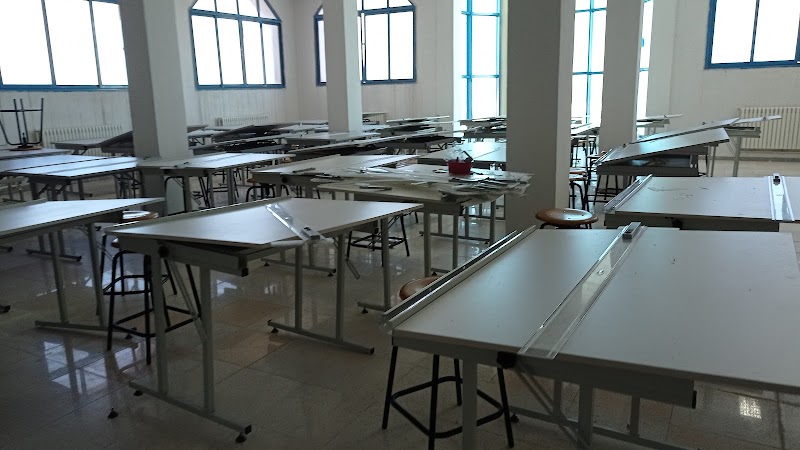 المدرسة العليا المتعددة التقنيات - قسنطينة 3