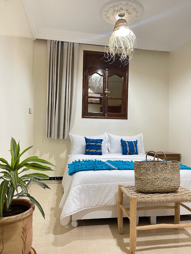 دارنا بيت ركوب الأمواج أنزا 2