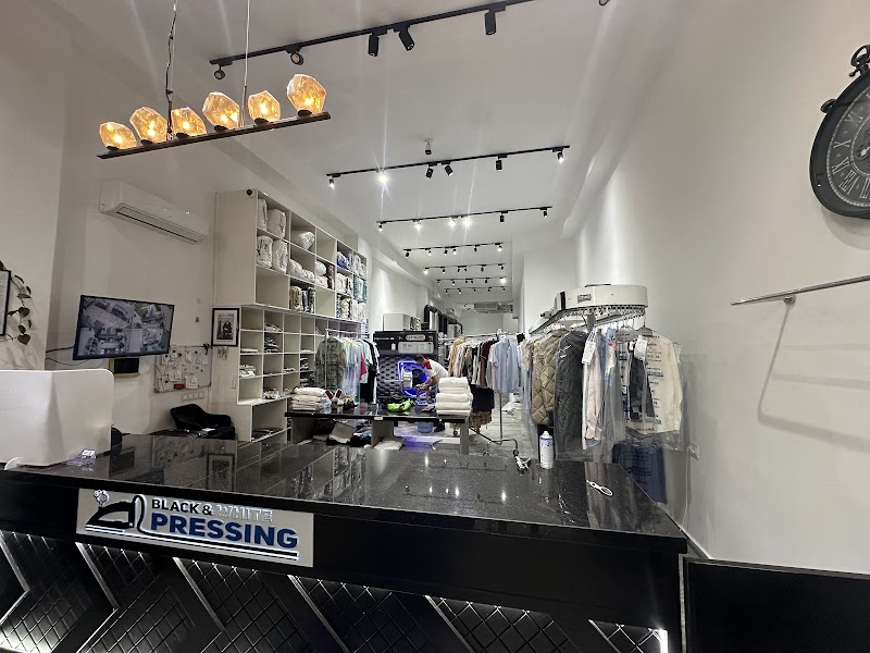 بلاك آند وايت براسينغ طنجة 2