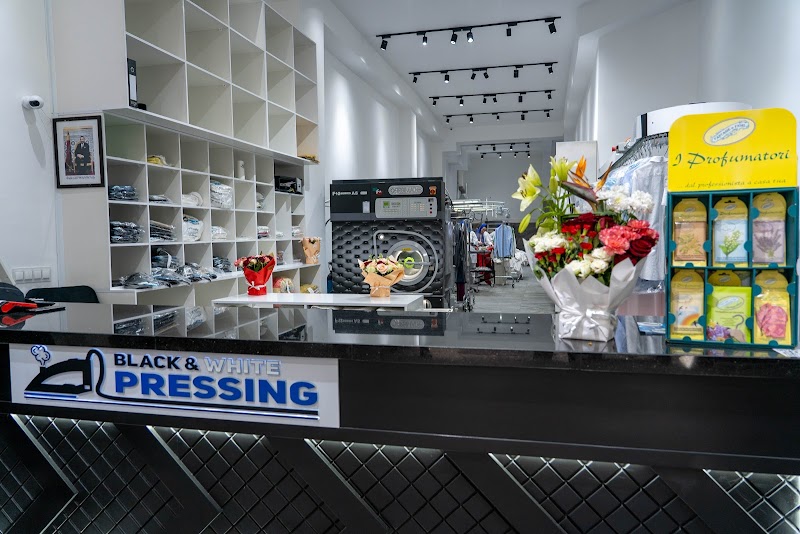 بلاك آند وايت براسينغ طنجة 4