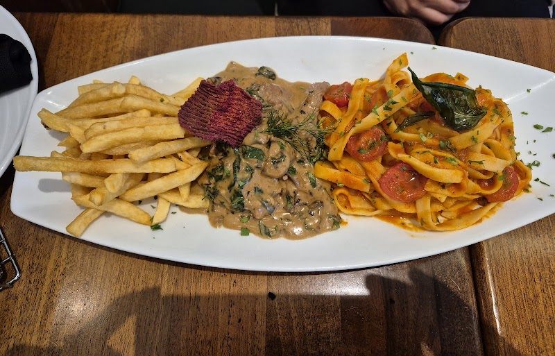 لويجي مكناس - مطعم إيطالي 2