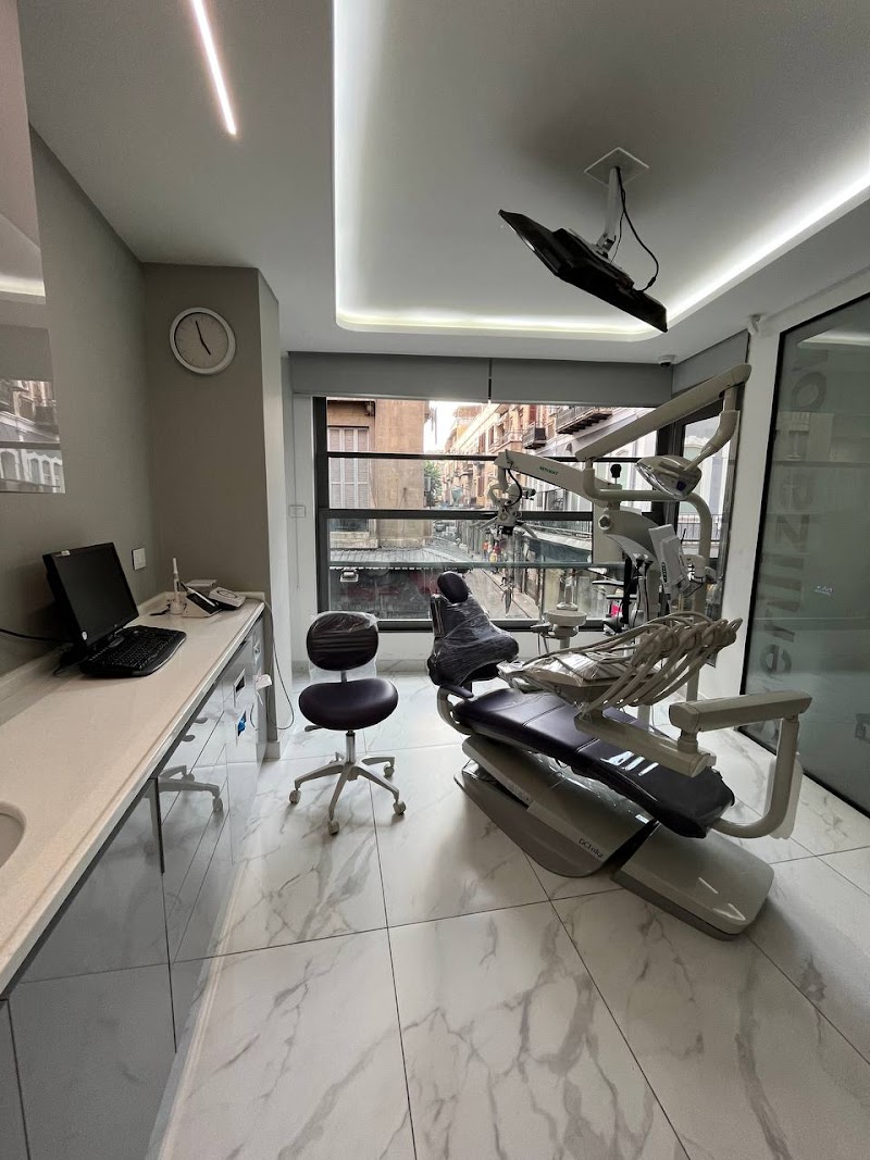 عيادة شوقي للأسنان