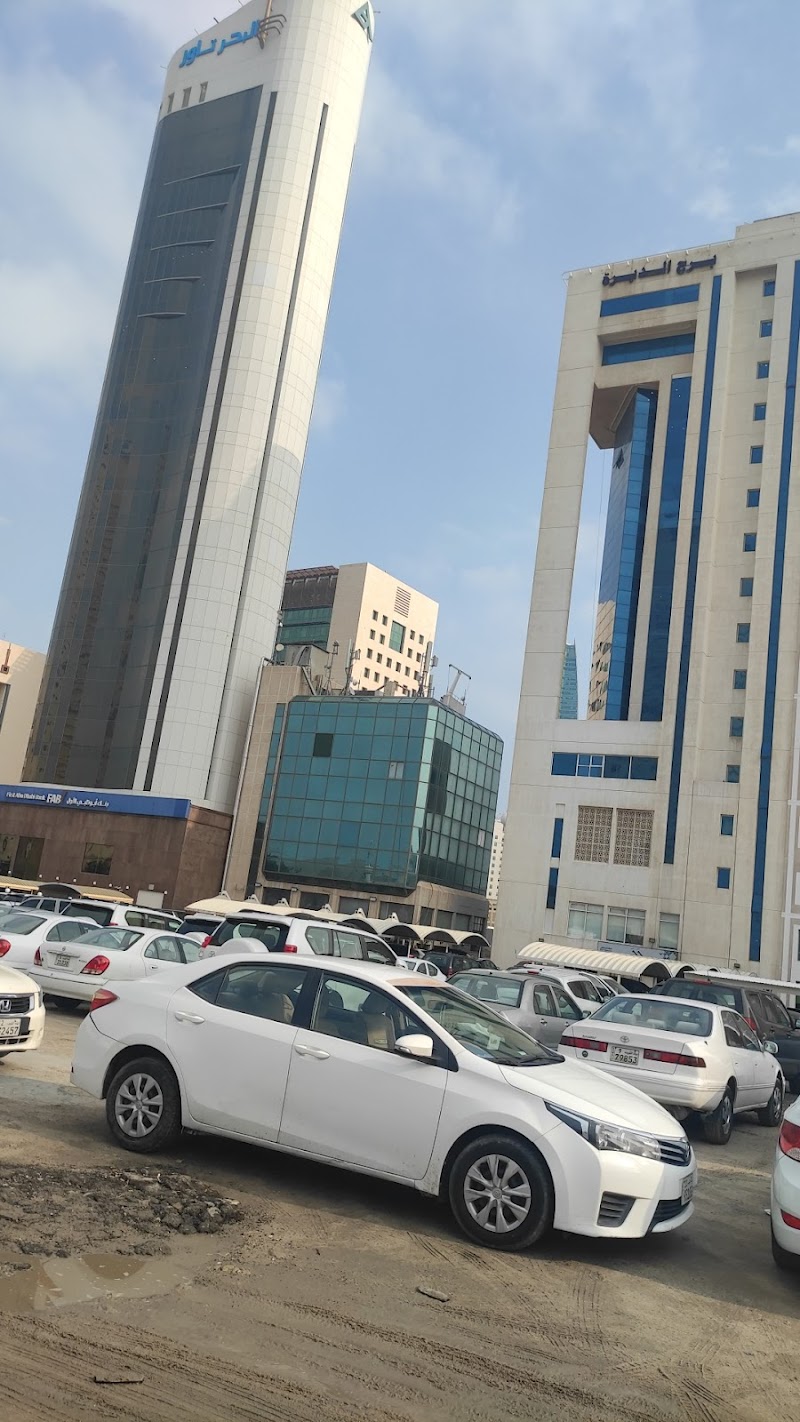 بنك أبوظبي الأول 3