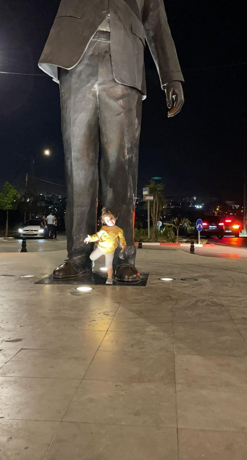 ميدان نيلسون مانديلا 6