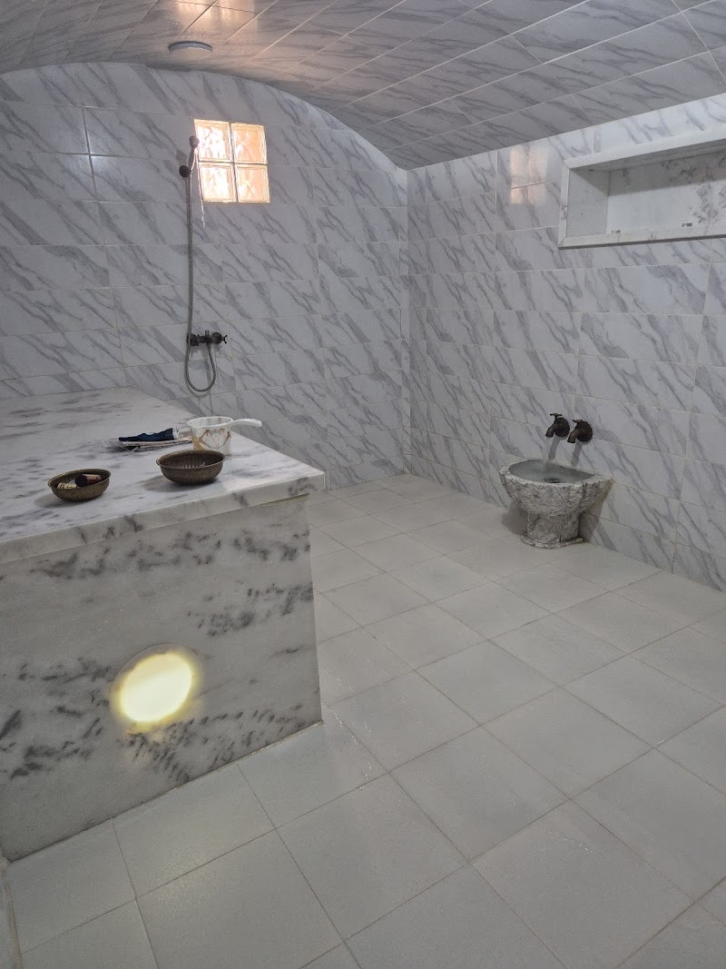 مجمع الخير: حمام وحمام VIP ودش وتصفيف شعر وأستيتك 4