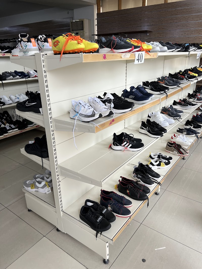 مركز التسوق الاوروبي - مجمع رزق 4