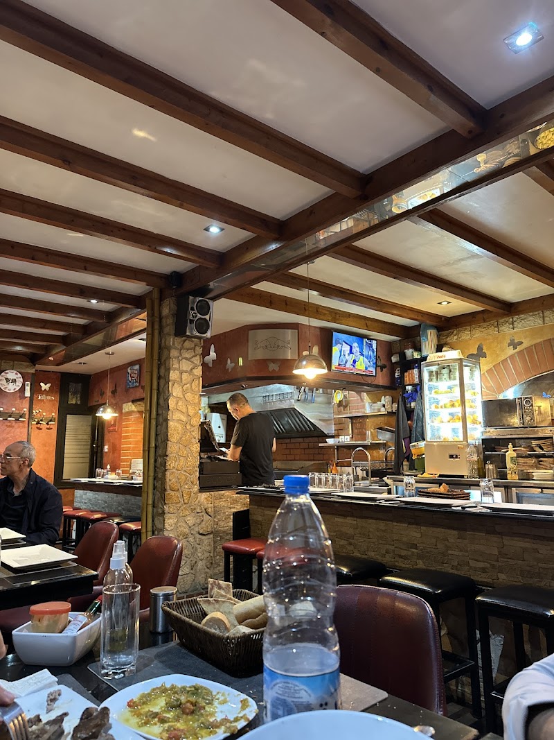 مطعم لو فارفالا