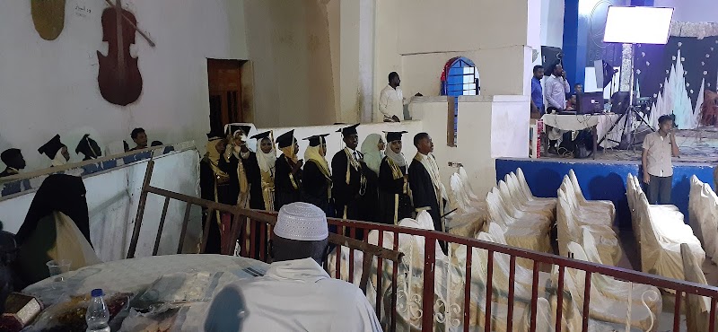 مسرح نادي الضباط 4