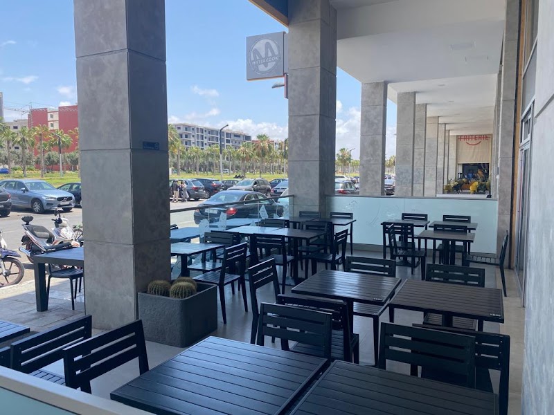 مايستر كوك أكادير باي