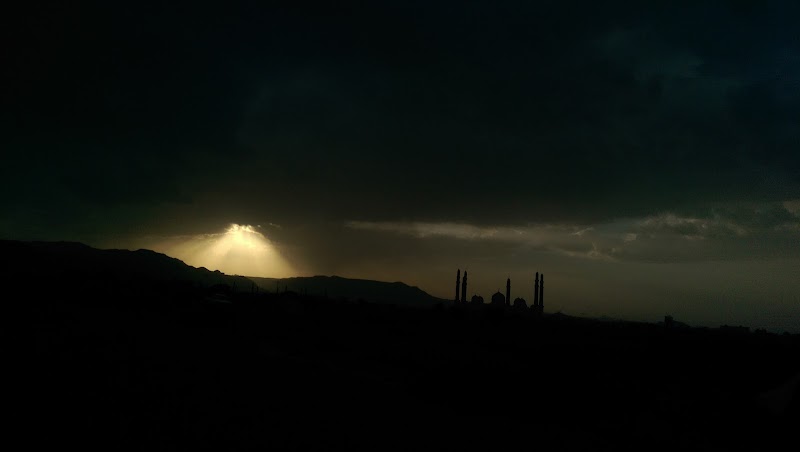 جدار تسلق اليمن 2