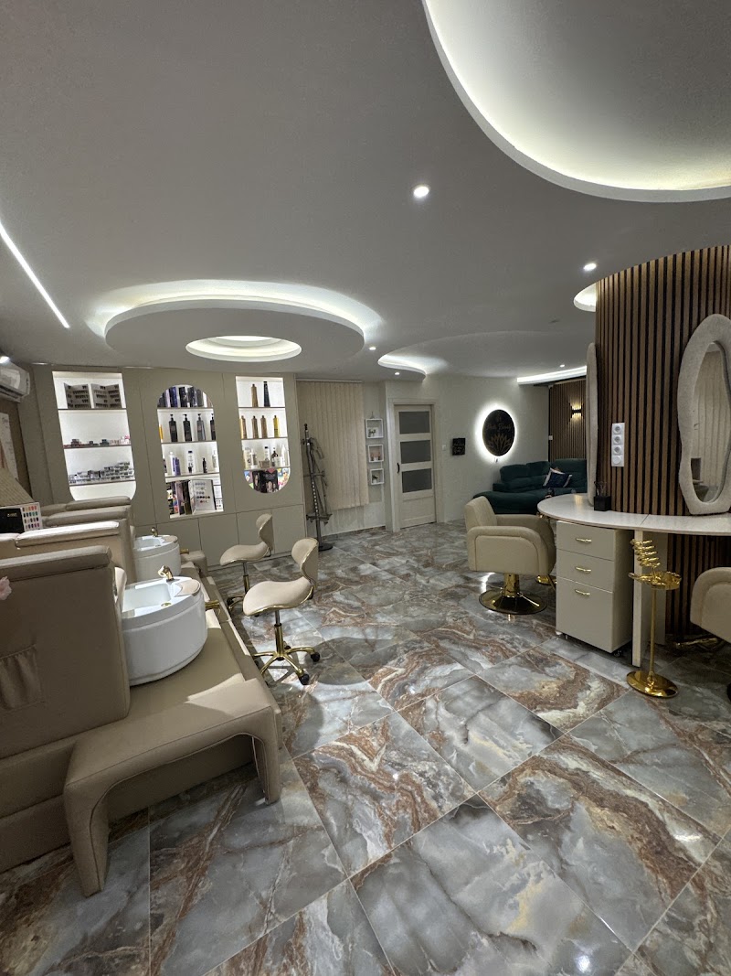 بيرلا للتجميل والسبا 3