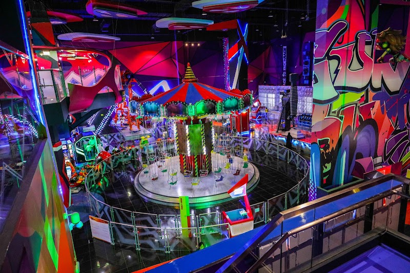 إكستريم لاند