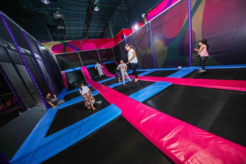 إكستريم لاند 4