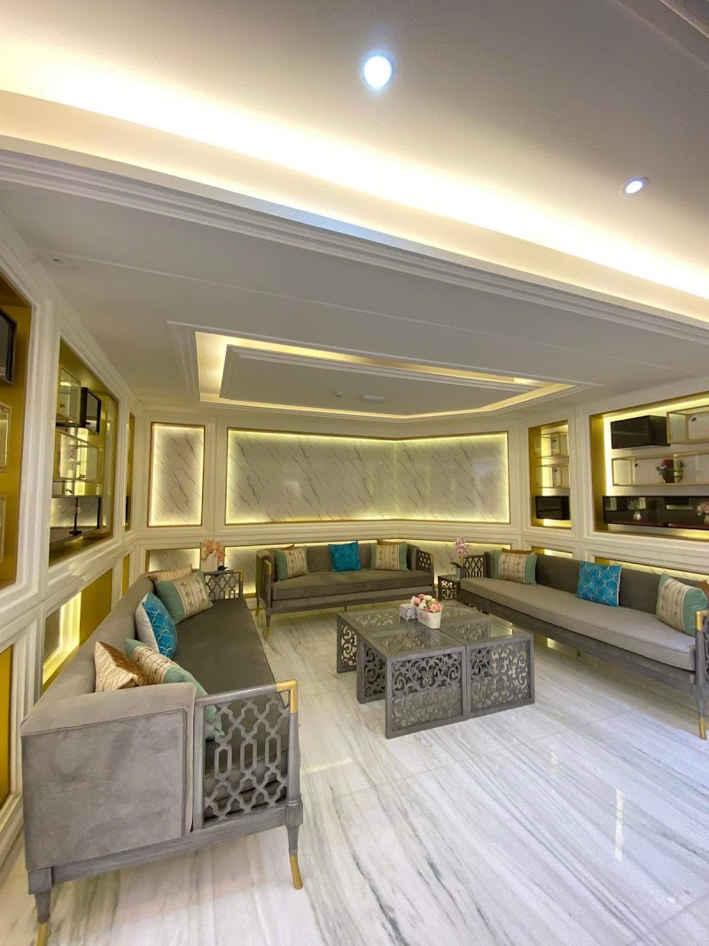 صالون و خدمات تدليك وأظافر وريقة