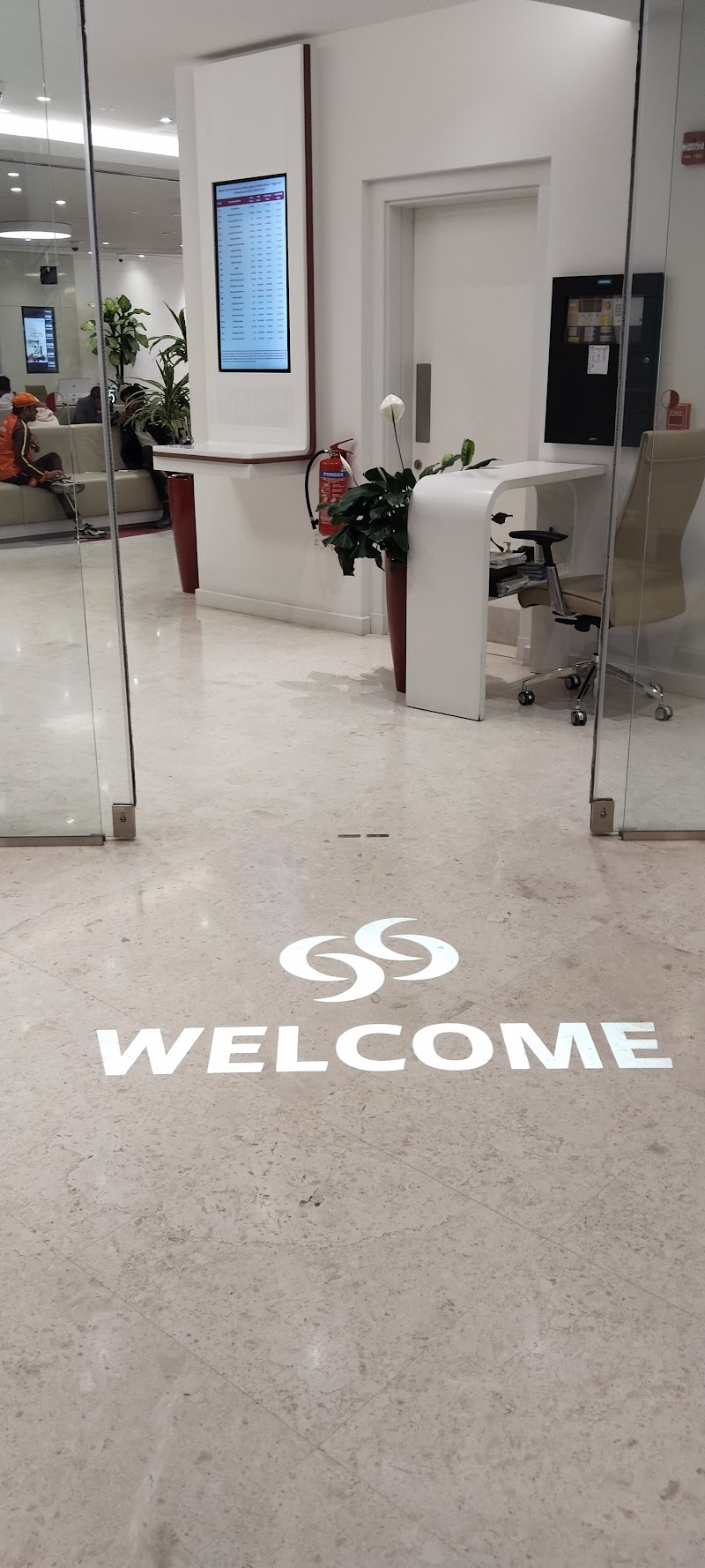 بنك التجاري - فرع لو بلفارد (الساد) 4