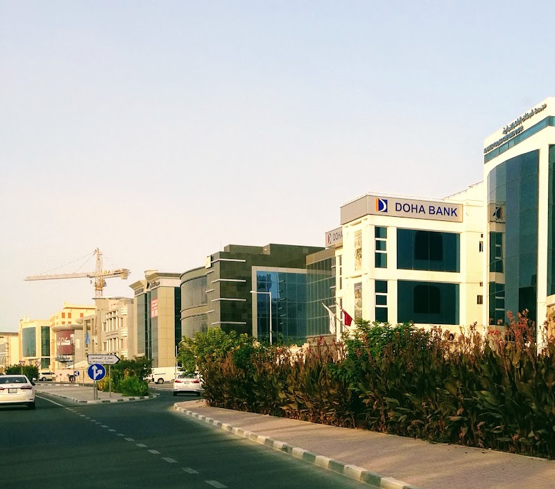 البنك الدوحة - فرع الـ E - لولو هايبر ماركت، طريق D 4