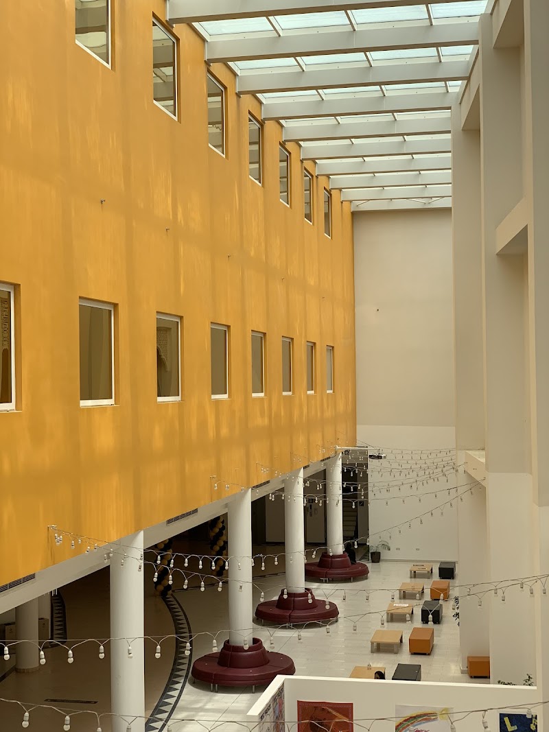 جامعة فرجينيا كومنولث - كلية الفنون قطر 2